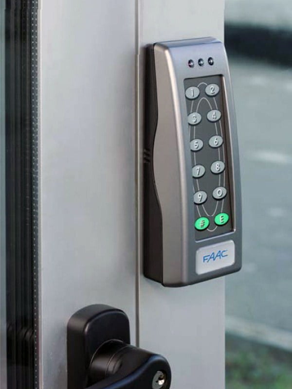 کنترل تردد کنترل تردد