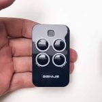 ریموت جنیوس در دست